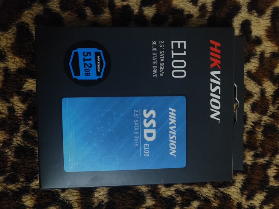 SSD на ноутбук 512GB toshiba