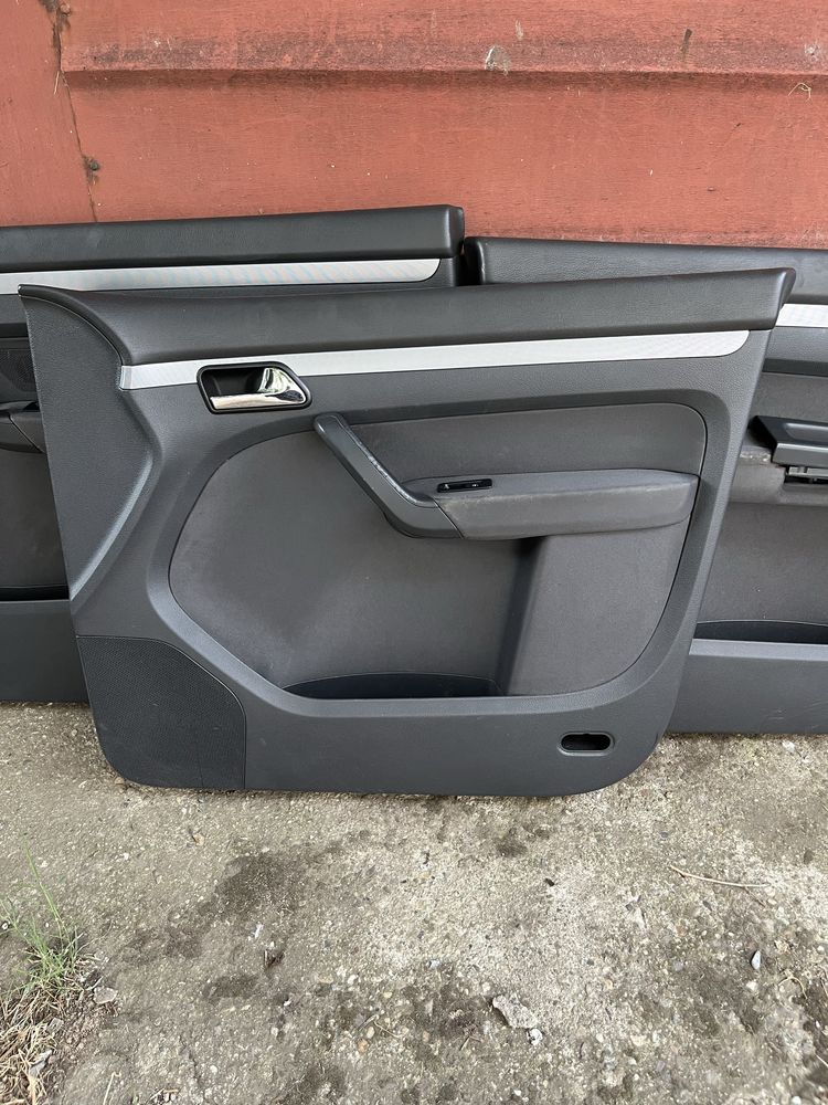 Кори за врати за VW Touran