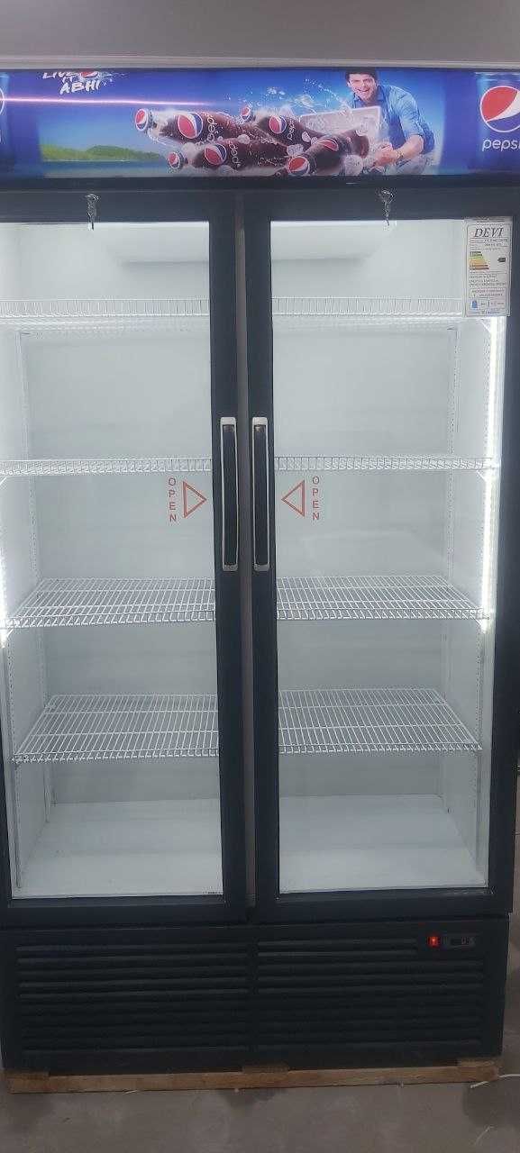 Новые DEVI витринные холодильники с воздушном охлаждением.