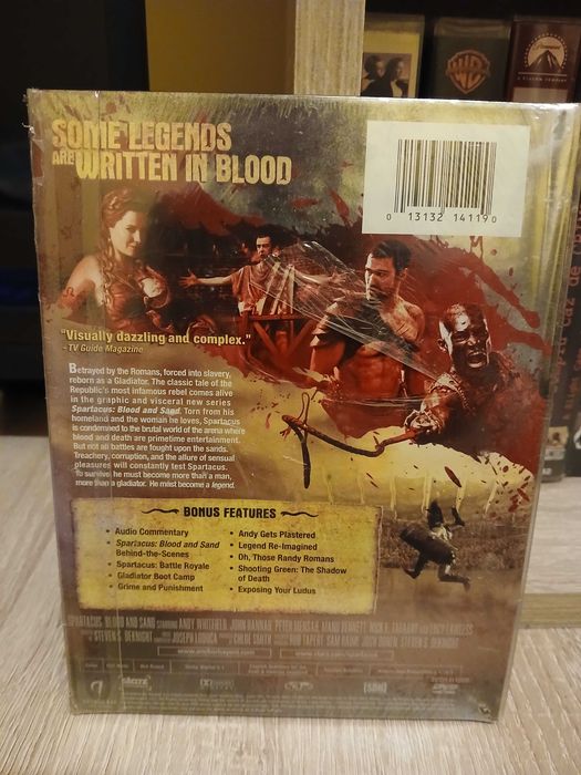 Spartacus sezonul 1 pe DVD