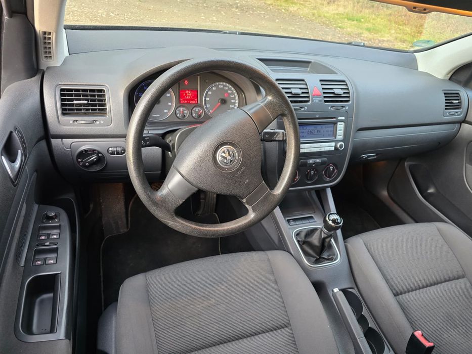 Volkswagen golf 5