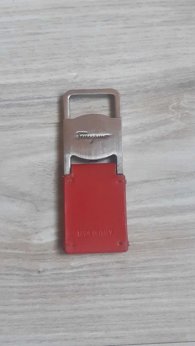 Vând breloc piele cu inox