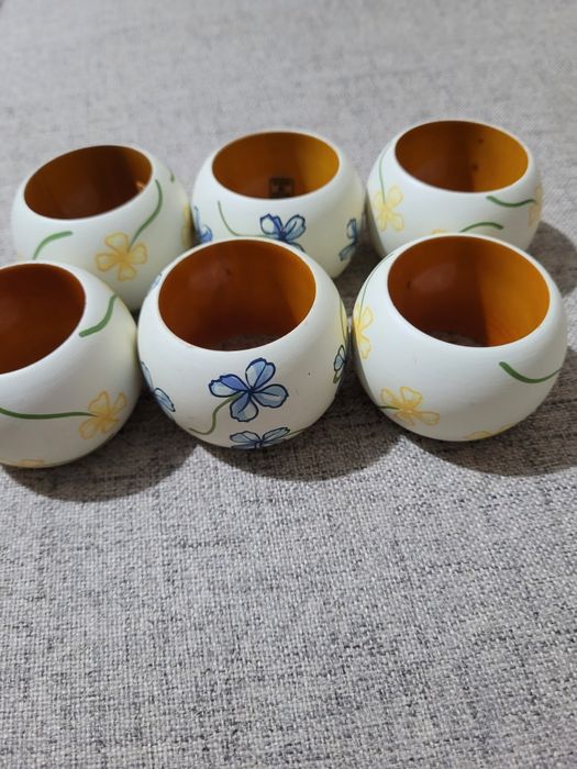 Комплект от 6  дървени пръстени за салфетки