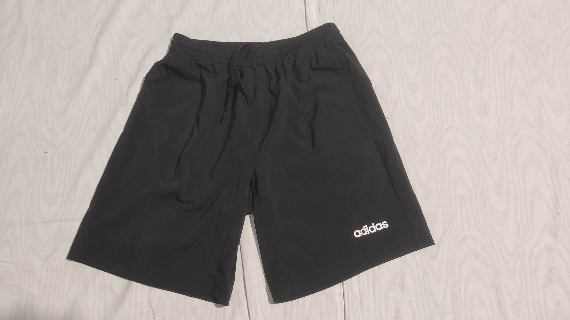 Pantaloni Adidas Aeroready Made in Philipine mărime S bărbat buzunare