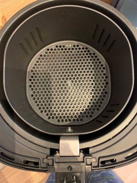 Airfryer / Friteuza cu aer cald BEKO