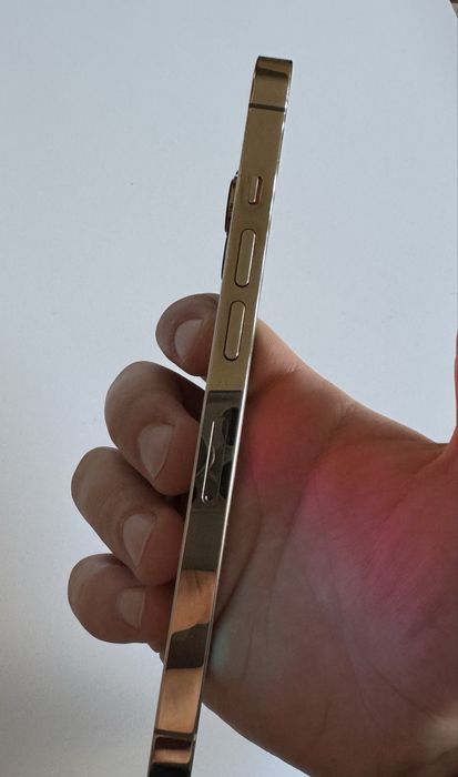 Iphone 13 pro gold