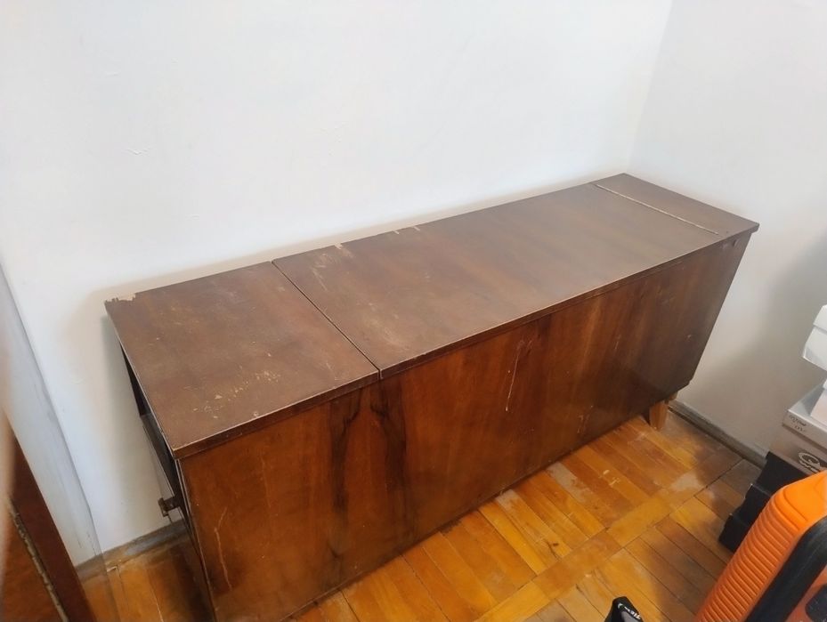 Donez mobilier vechi din Timisoara, ne ofer transport