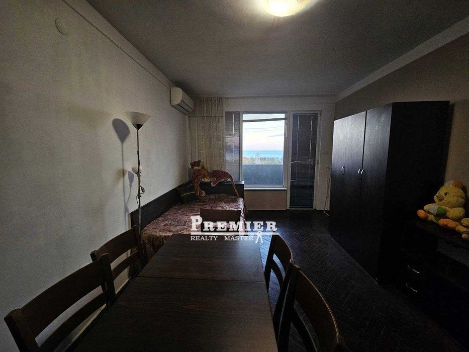 Продава се Тристаен апартамент в Бургас, Акациите - 71 кв.м за 2575 €/кв.м - Снимка #16