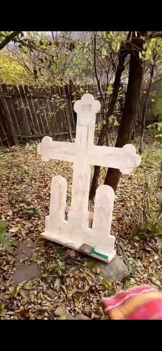 Cruce Troița pictata pe lemn 120cm/85