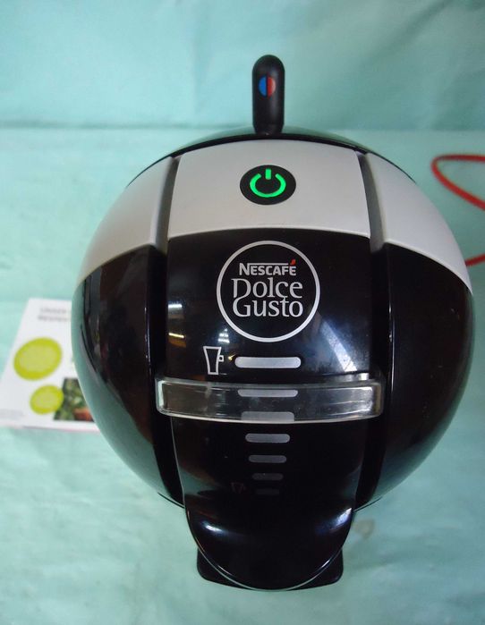 Кафемашина кафеварка за градина с гаранция 1 година NESCAFÉ® Delonghi