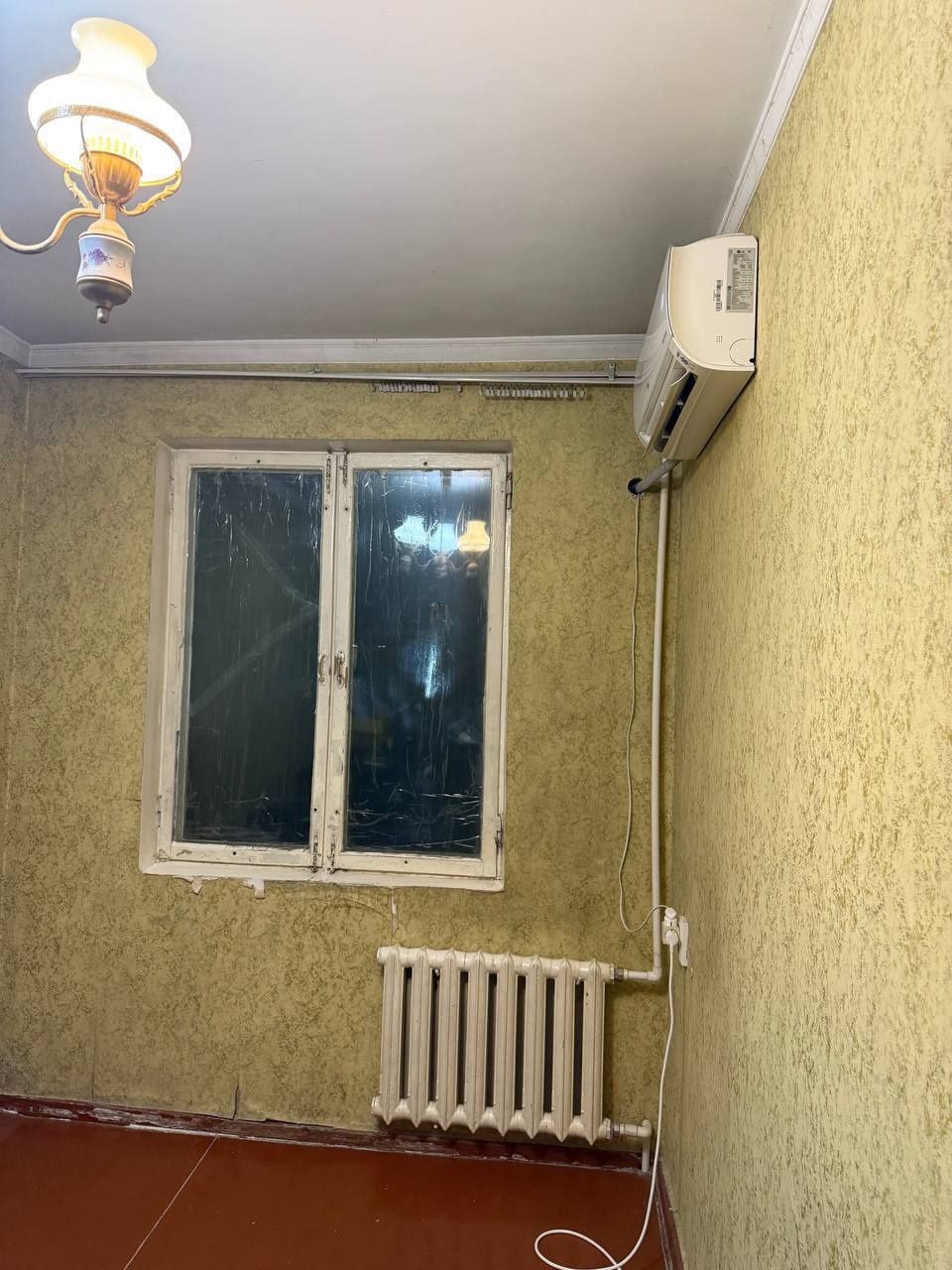 Чилонзор-12кв 2/2/4/Срочно Сотилади Ориентир Шох мет Сентир Рупараси