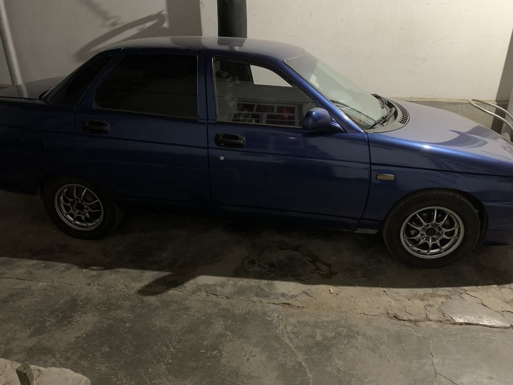 Продам свой авто ваз 2110