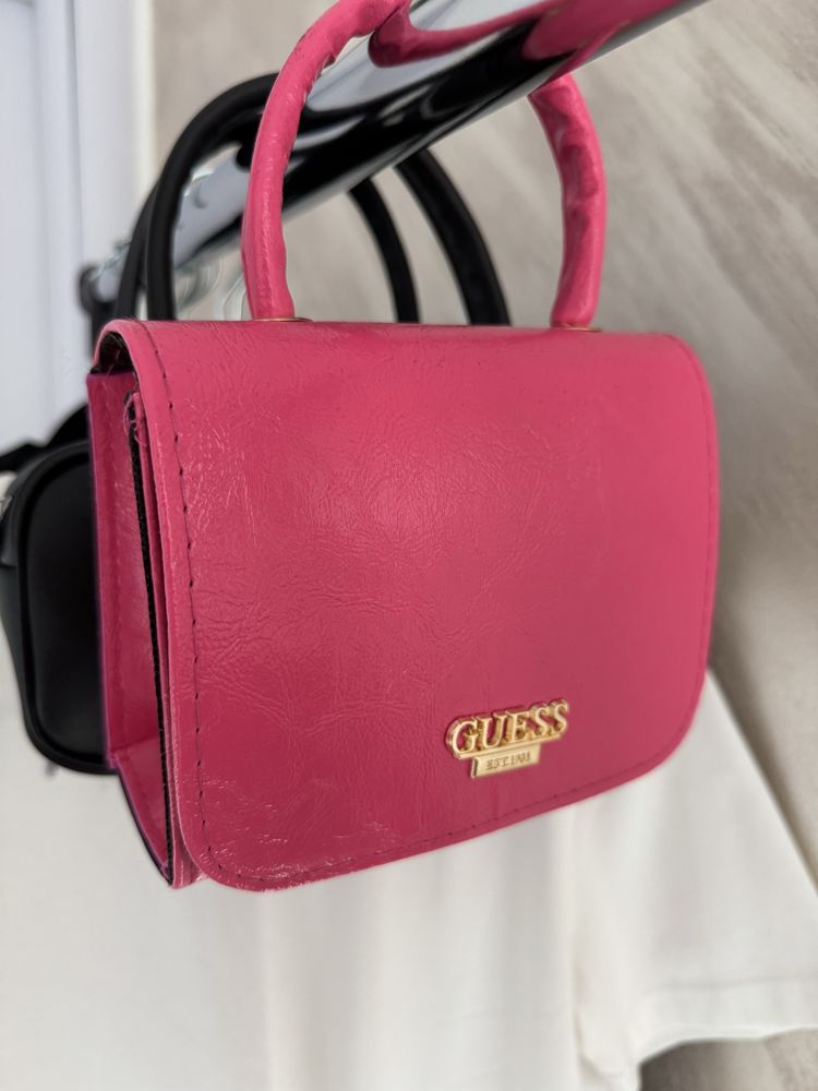 Дамска чанта guess