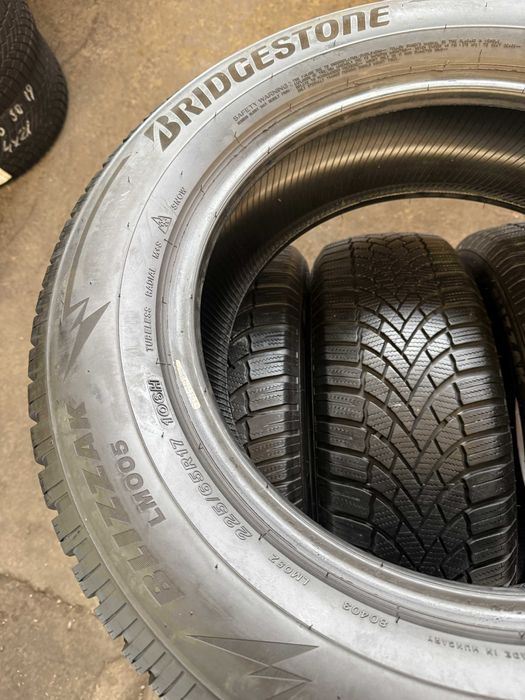 4x Anvelope iarna 225/65 R17 - Bridgestone Blizzak LM005