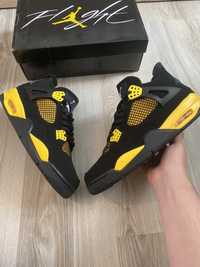 Jordan 4 yellow thunder