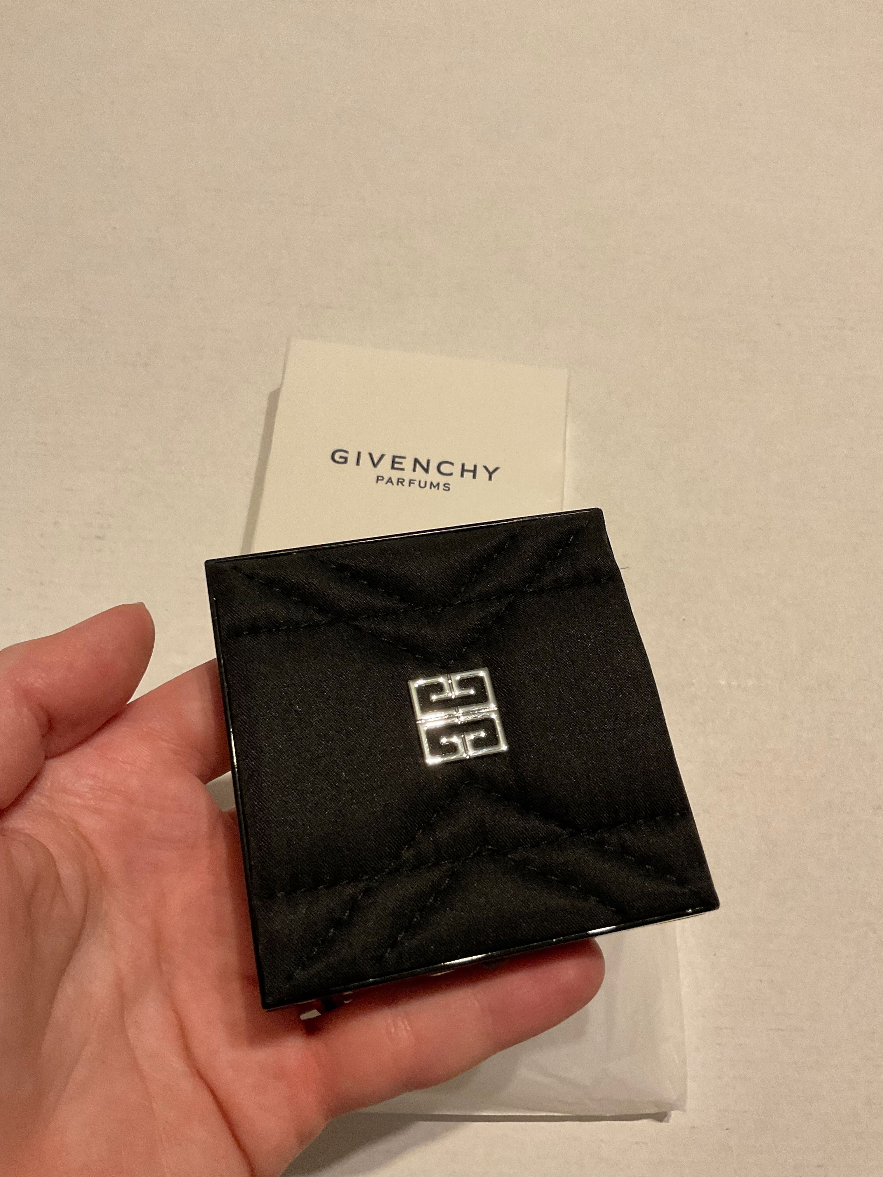 Oglinda de buzunar, dubla, exterior capac textil, Givenchy