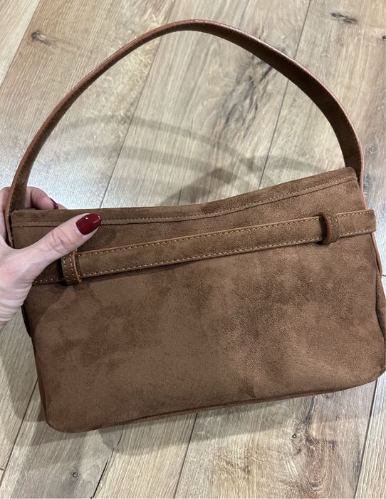 Нова чанта от велур (miu miu)