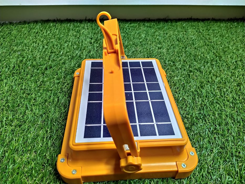 Proiector solar portabil puternic 500W / 4500lm/ 12500mAh, Camping