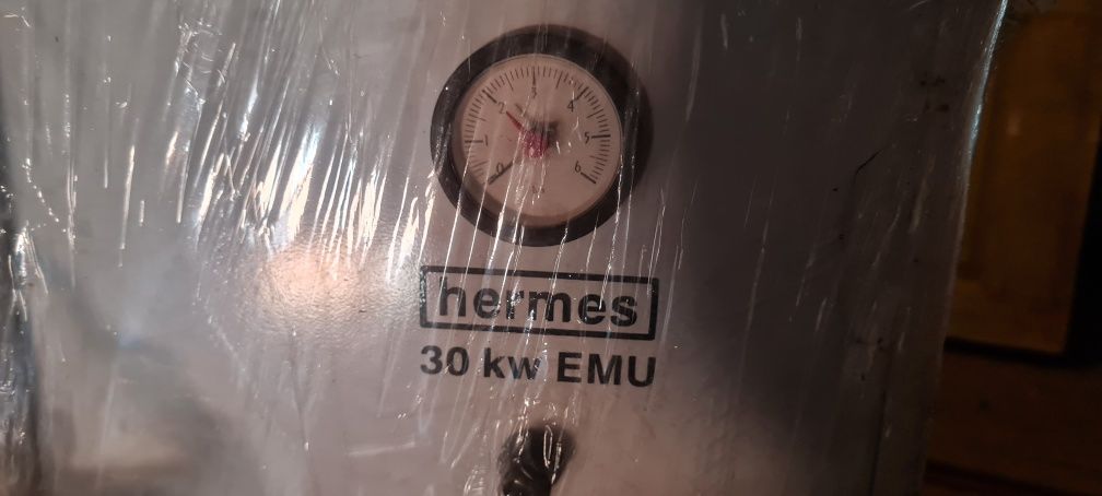 HERMES 30 kw EMU отоплителен водогреен котел