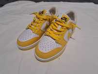 Vand adidasi Nike Dunk SB low yellow.