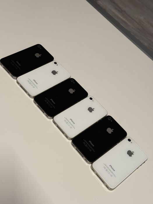 iPhone 4s White/Black 16/32GB