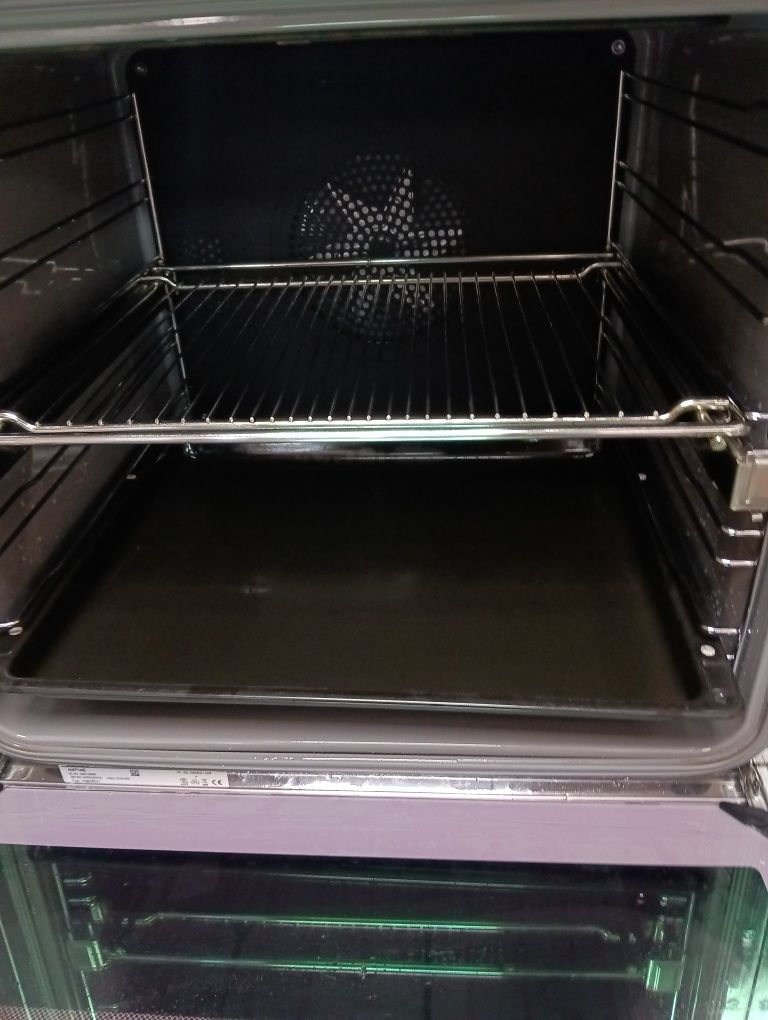 Иноксова печка за вграждане с индукционни котлони Miele 24 м.гаранция!