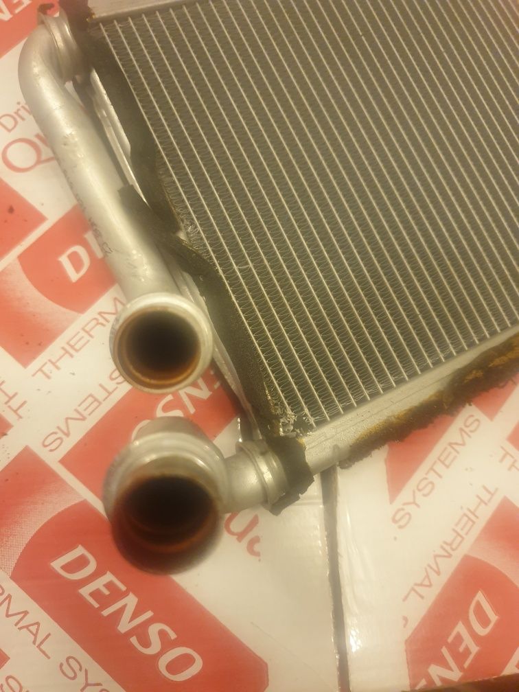 Radiator DENSO calorifer încălzire Volkswagen Passat b6