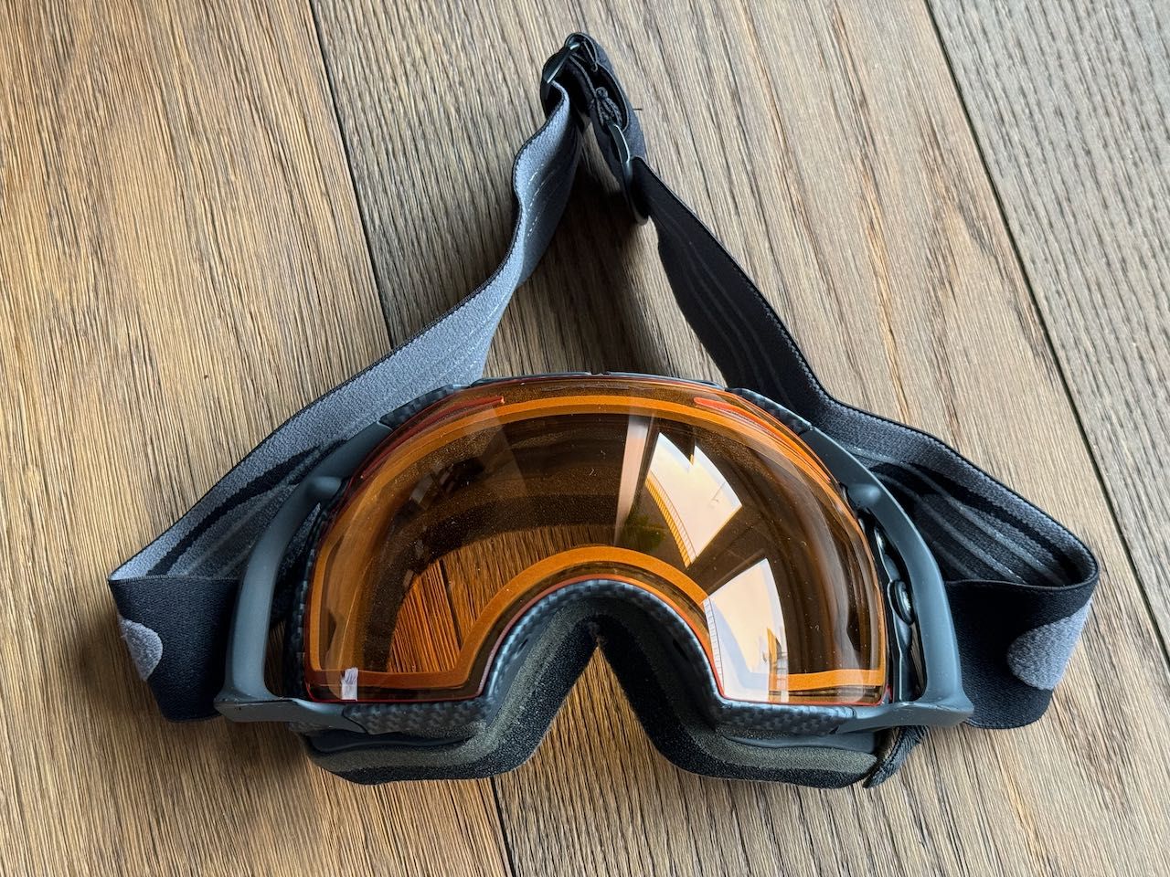 Ски маска Oakley Airbrake Matte Carbon Fiber с 3 плаки