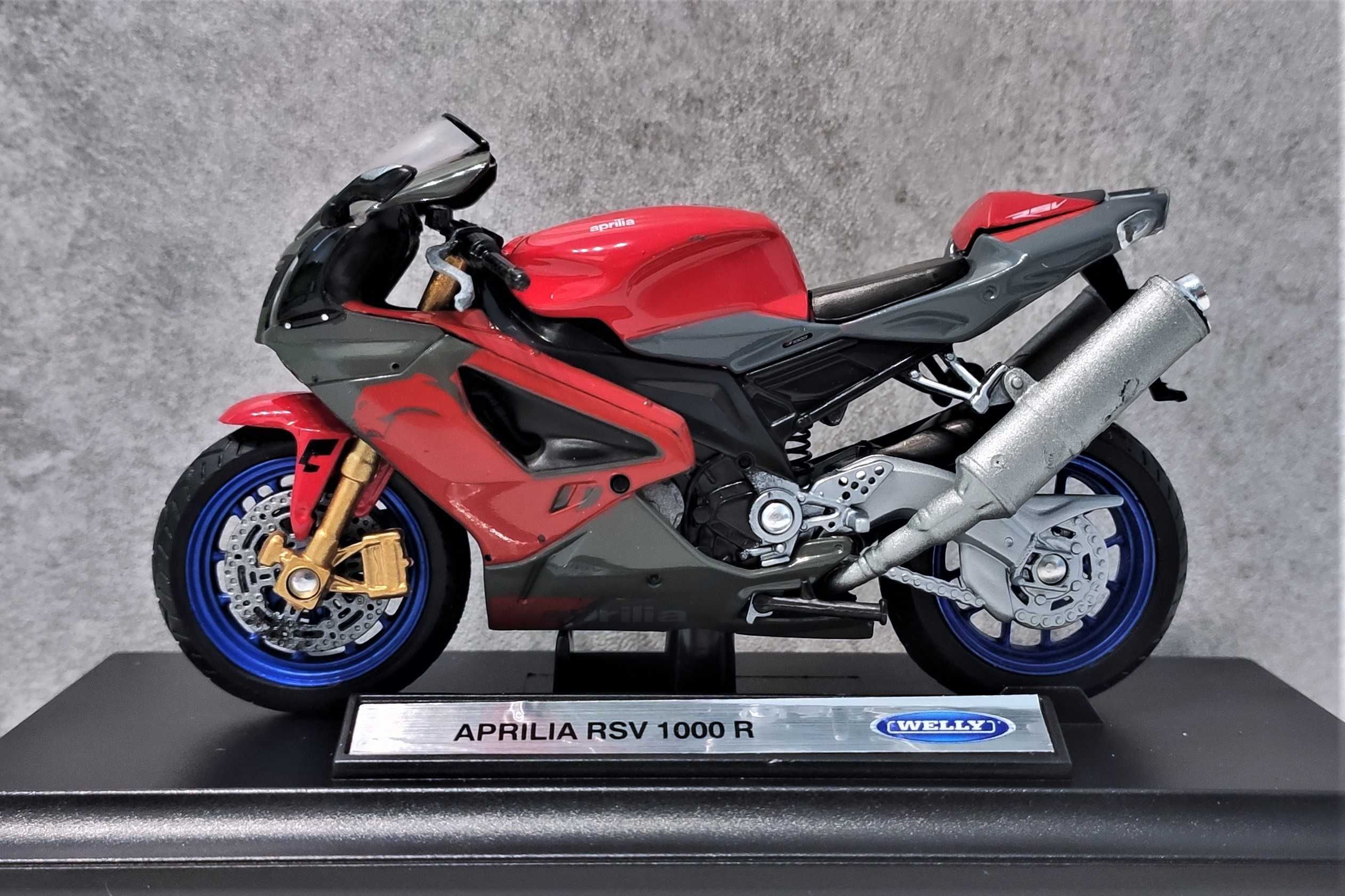 11 Motociclete Welly/ Bburago 1:18