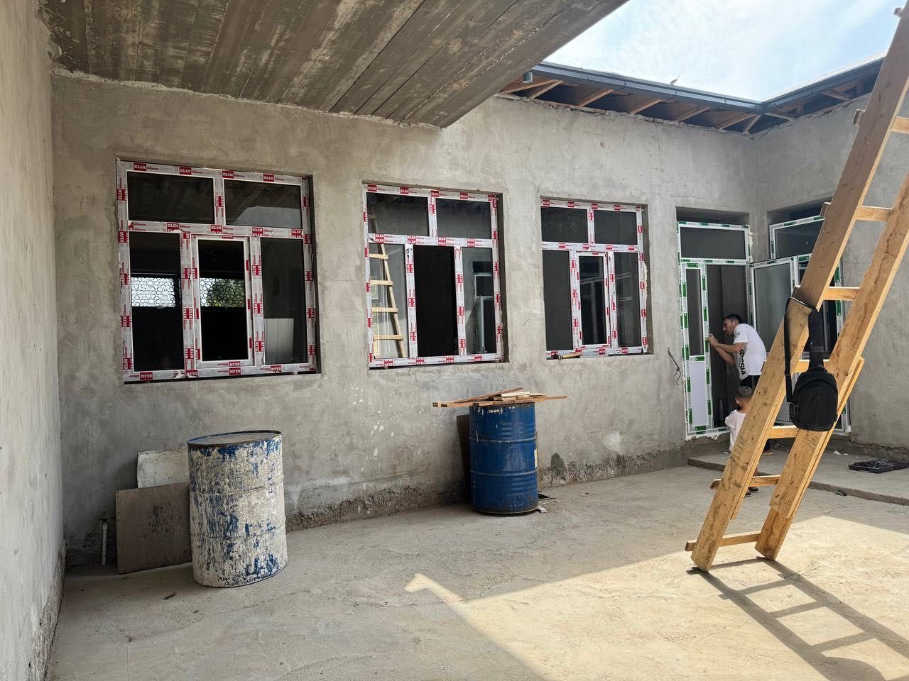 Hovli 6 xonali uy