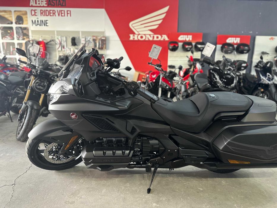 Honda Goldwing Bagger DCT model 2025 - Honda Constanta by EST BIKE