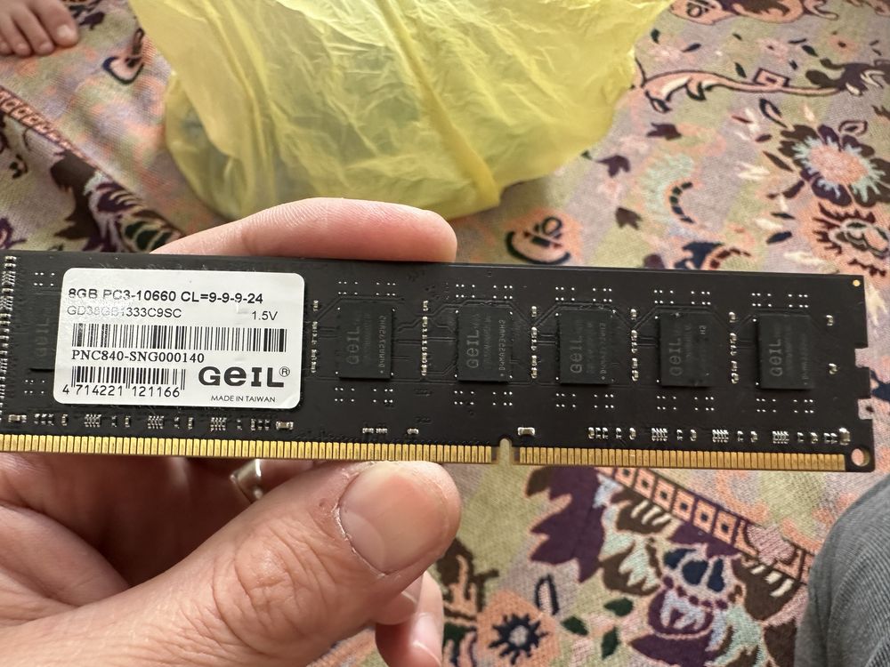 Озу оперативная память 8 gb DDR 3