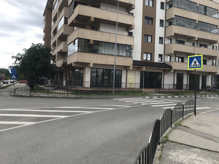 Spatiu comercial 62 mp+ terasa 70 mp-Dem Radulescu