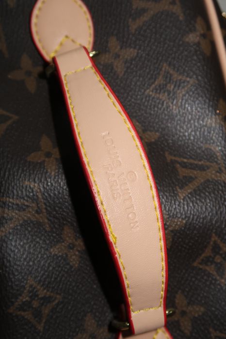 Louis vuitton чанта за грим