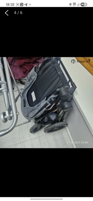 Прогулочная коляска