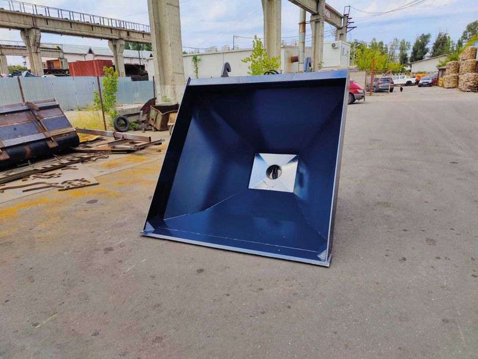 Cupa pentru umplut si alimentat saci