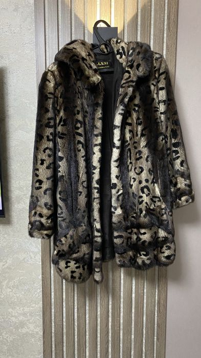 Продам норковую шубу