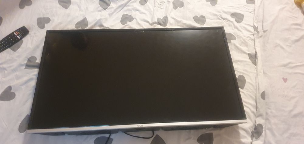 Продам телевизор