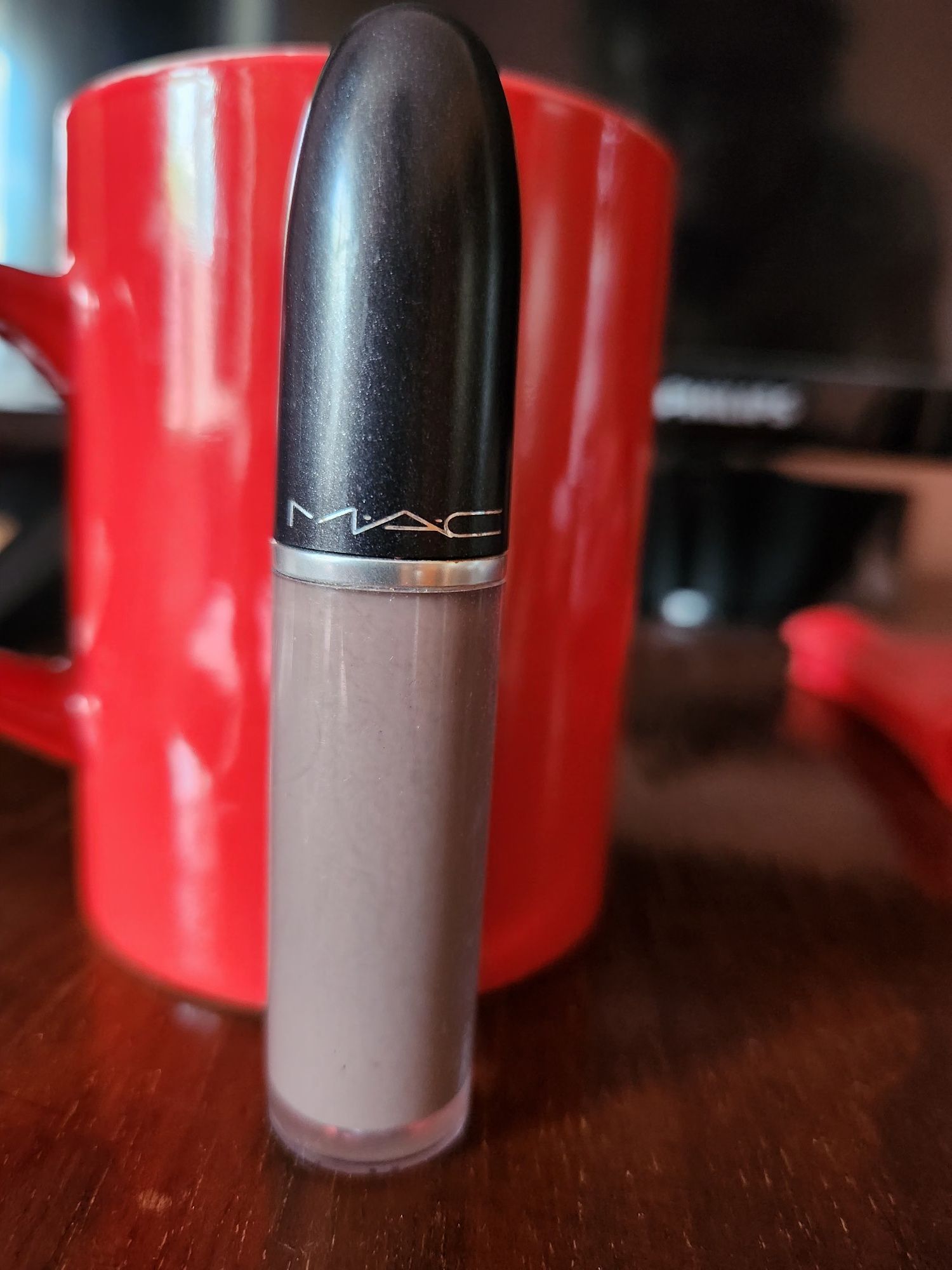 Ruj lichid Mac, Retro Matte Liquid Lipcolor