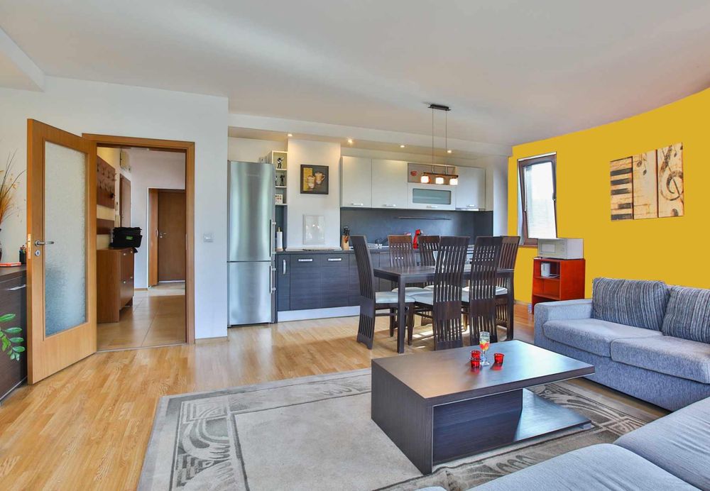 Дава се под наем Тристаен апартамент в София, Лозенец - 100 кв.м за 1100 € - Снимка #1