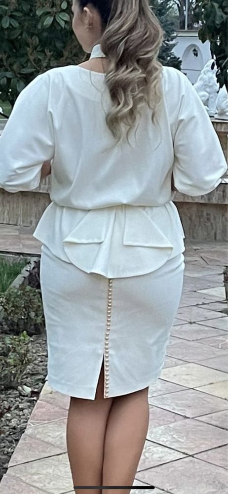 Costum doua piese unicat