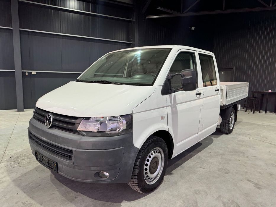 Volkswagen Transporter 4 MOTION 4x4 doka VW T5 Doka 4 MOTION (4X4) Clima 6 Locuri