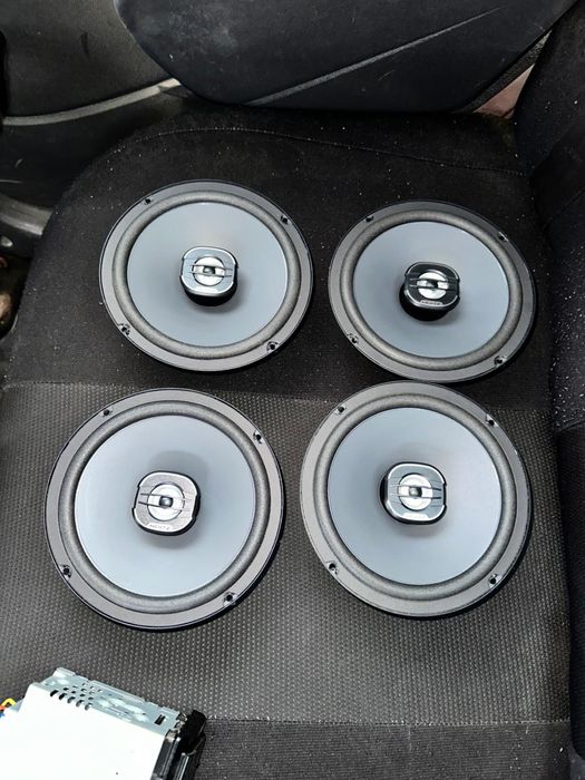 Player Kenwood + 4 boxe Hertz