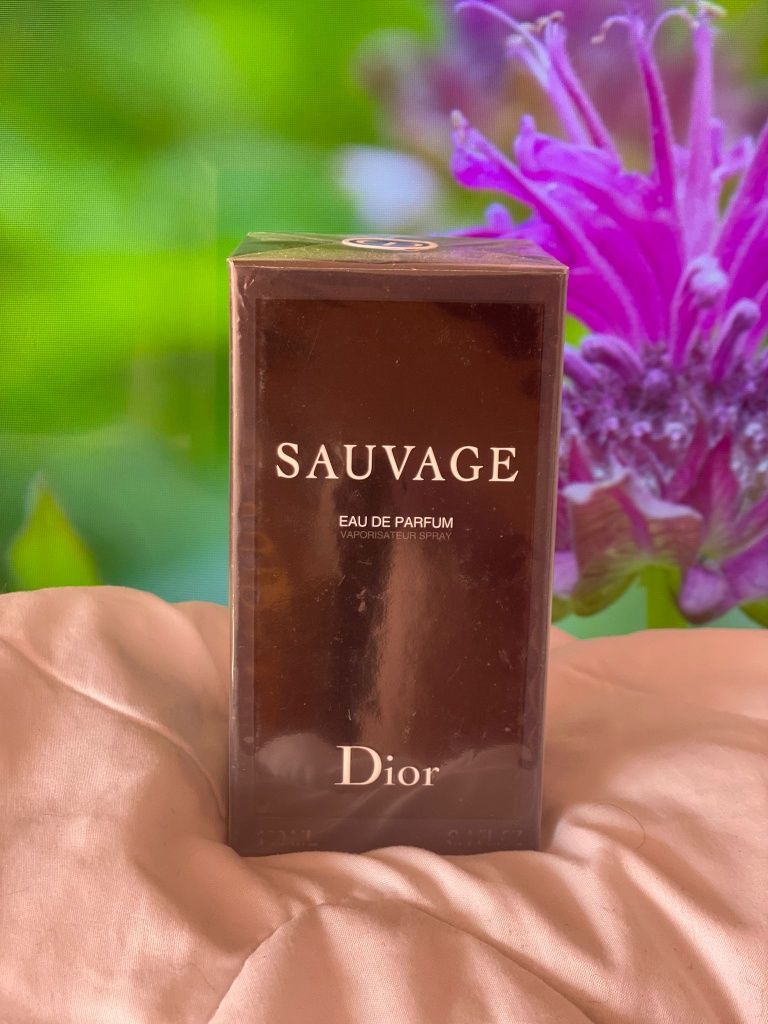 Oferta Parfum Sauvage Sigilat