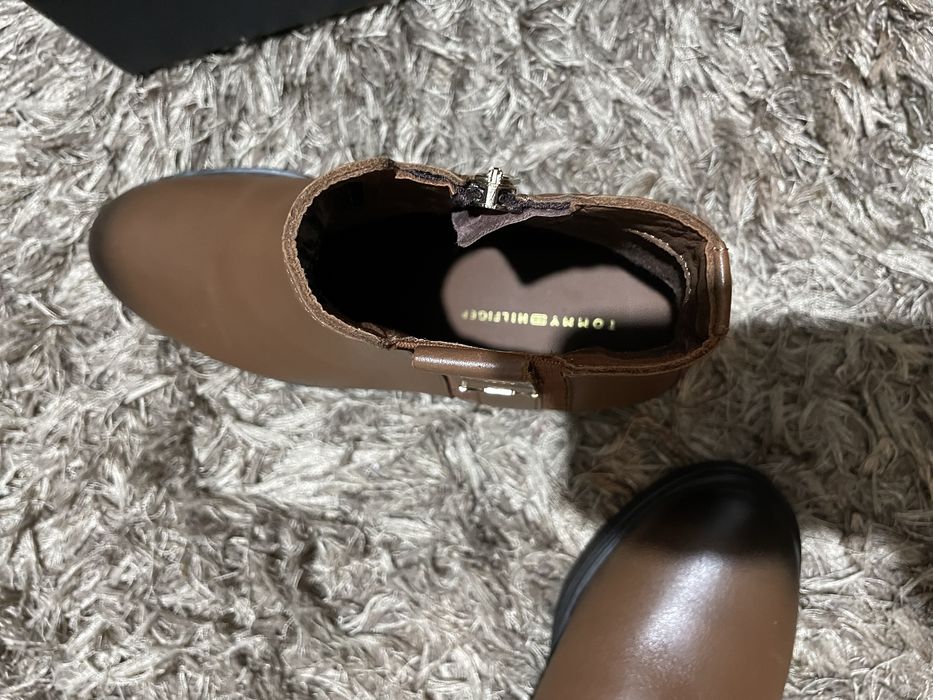 NOI - Botine Tommy Hilfiger din  piele marimea 37