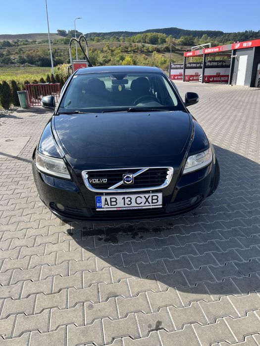 Vând volvo s40  an 2010