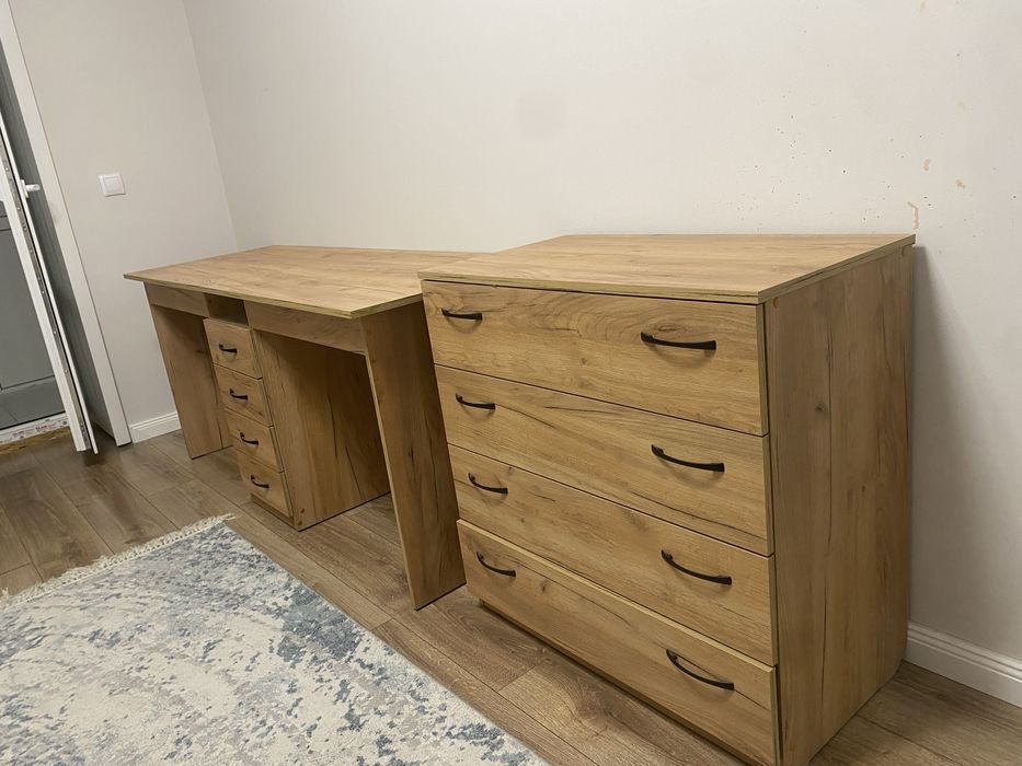 Комод+тумба в отличном состочние .