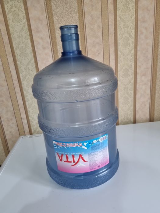 19 литровый бутыль