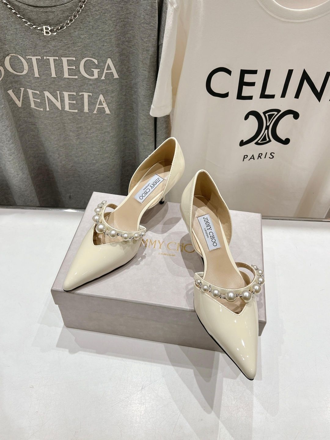 Pantofi sandale Jimmy Choo, tip Premium