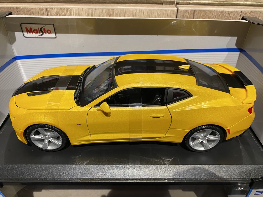 MAISTO CHEVROLET CAMARO SS an 2016 machetă auto scara 1:18